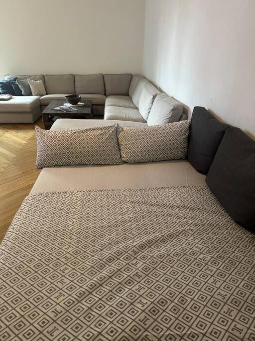 Grosses Apartment Am Kudamm Berlin Exterior photo